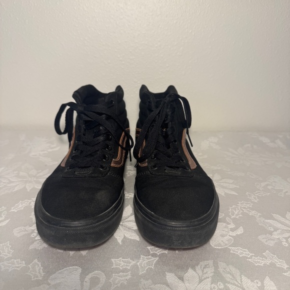 Vans Women's Black & Rose Gold Sneakers Ward Hi, Sk8-Hi, High-Top SZ 8 - Picture 2 of 9